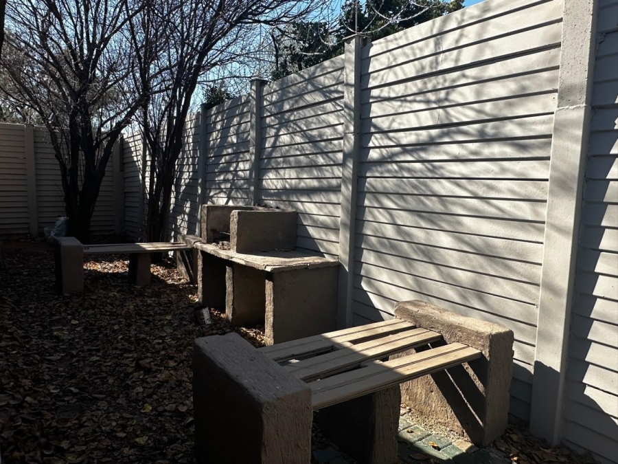 9 Bedroom Property for Sale in Brandwag Free State